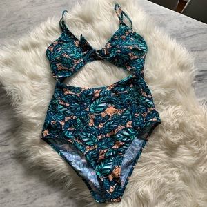 Cupshe One Piece bathing suit